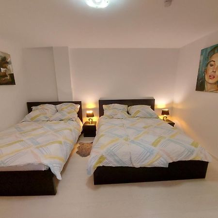 Several Different Rooms, Newly Furnished, In A New House In Vichten מראה חיצוני תמונה