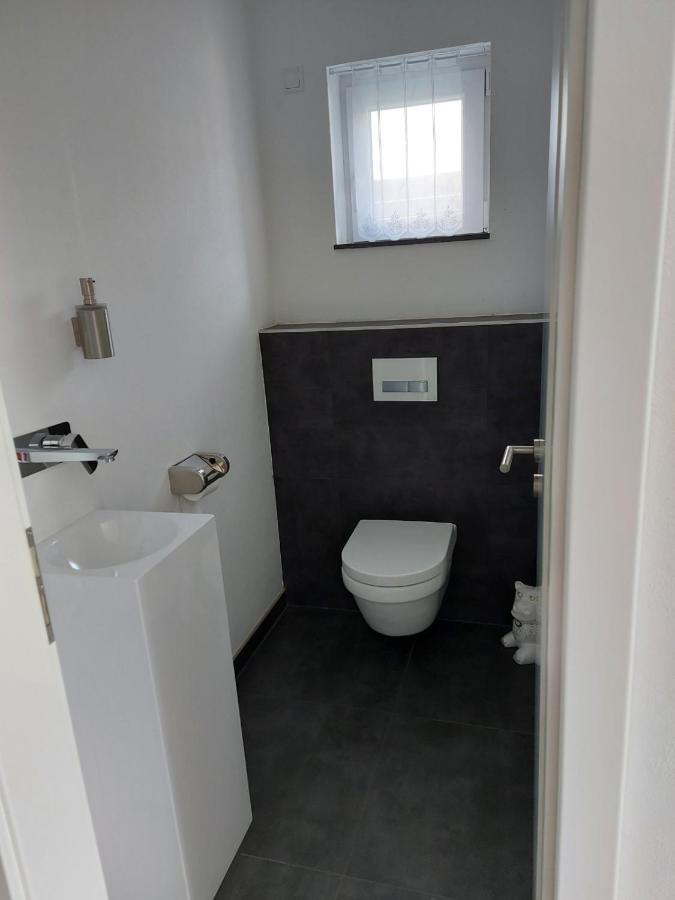 Several Different Rooms, Newly Furnished, In A New House In Vichten מראה חיצוני תמונה